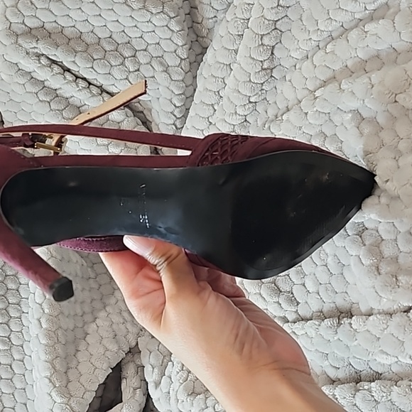 Size 5.5 Nine West Burgundy Stiletto 4 inch Heels - Picture 5 of 5